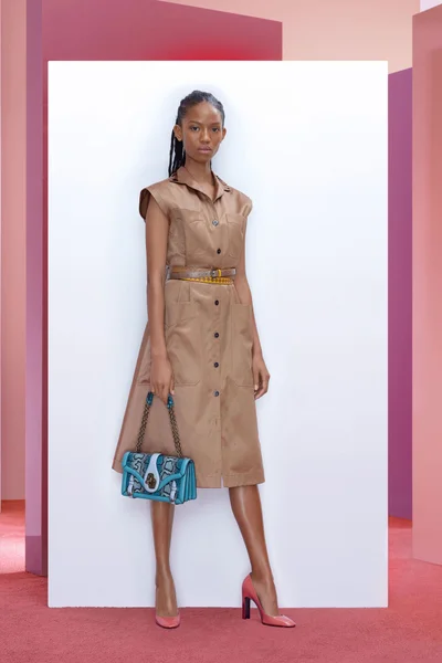 Look 3